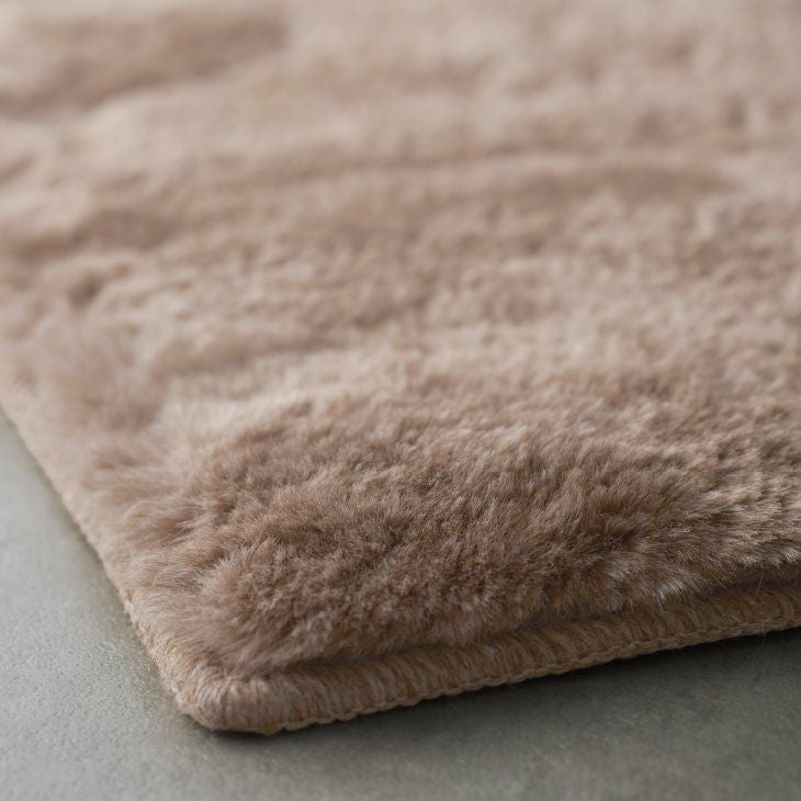 ラックスファー ラグ （140×200cm） ディティール