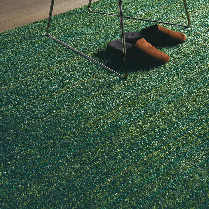 グラデーションが美しいさらっと快適ラグ リュストル（140×200cm