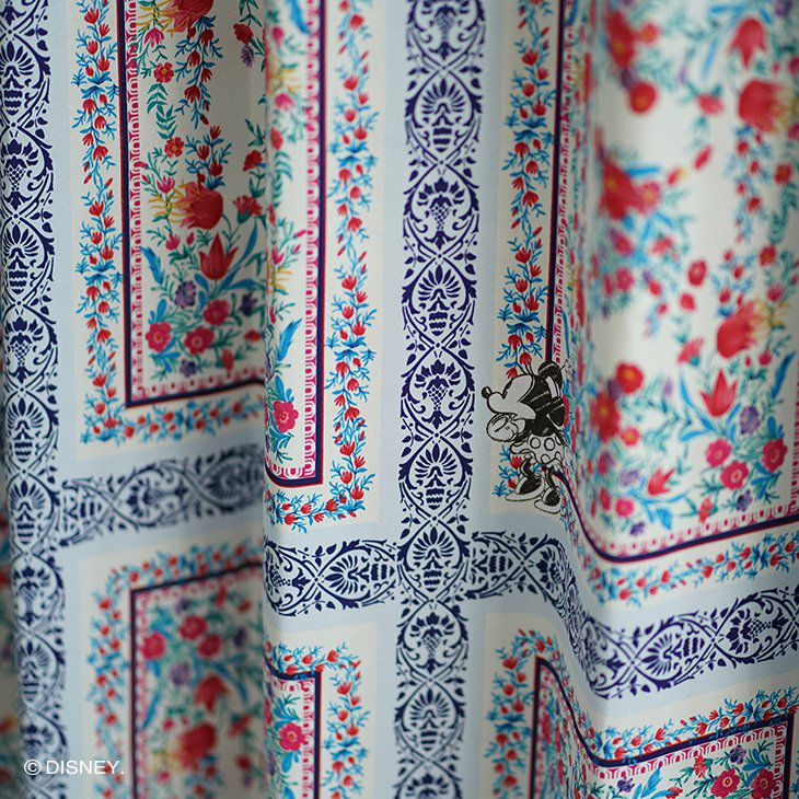 遮光 カーテン MICKEY/ミッキー ロイヤルガーデン (幅100×丈200cm) ディテール01