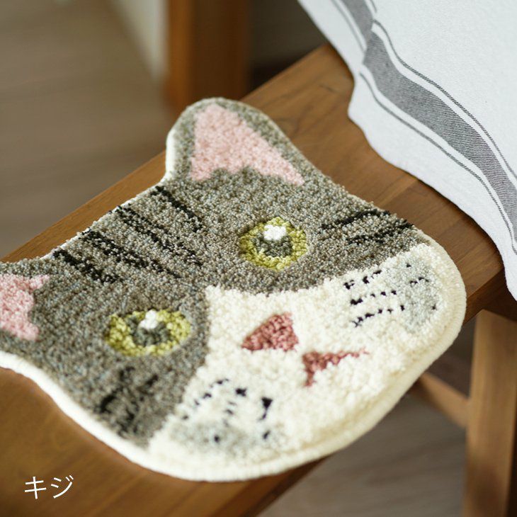 チェアパッド ネコカオ Meow（ミャオ）マット (35×38cm) | cucan