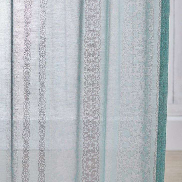 レースカーテンPIZZIVOILE/ピッツィボイル100×133cm（施工イメージ01）