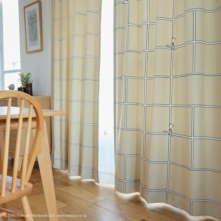 遮光カーテンPEANUTS/ピーナッツコミックグリッド（カラー）
