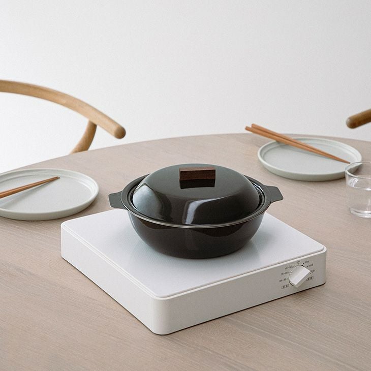 KINTOキントー琺瑯鍋IH対応1LKAKOMIステンレス琺瑯(チャコール)（イメージ）